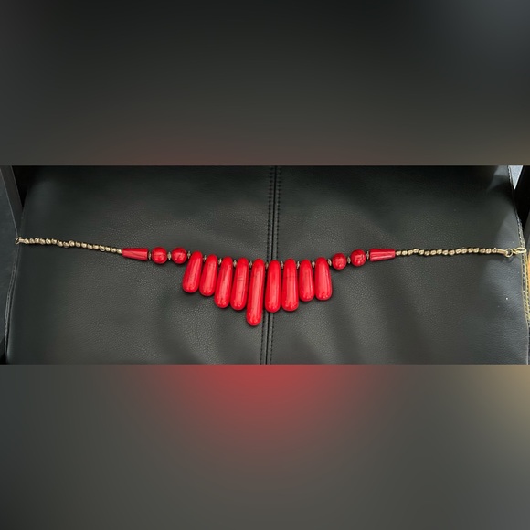 Beautiful, handmade statement necklace in Red Jasper stone - Picture 6 of 8